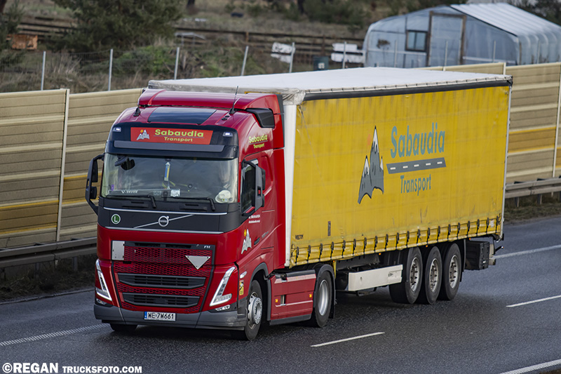 Volvo FH5 - Sabaudia.jpg