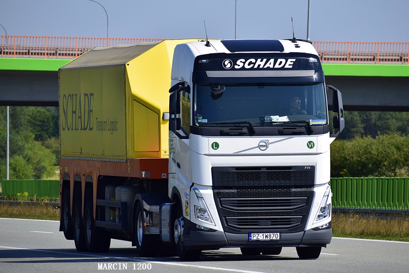 _DSC6034-crop-SCHADE-VOLVO FH V.JPG