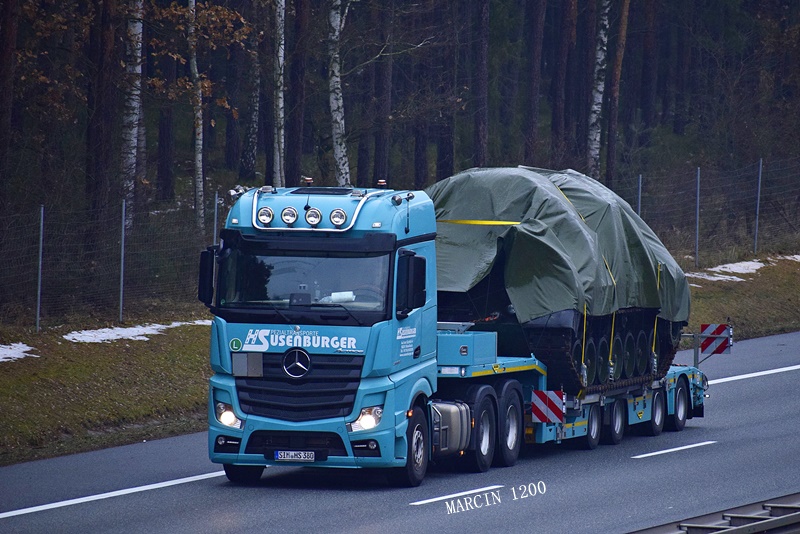 _DSC8526-crop-Susenburger-Mercedes-Benz Actros MP4.JPG