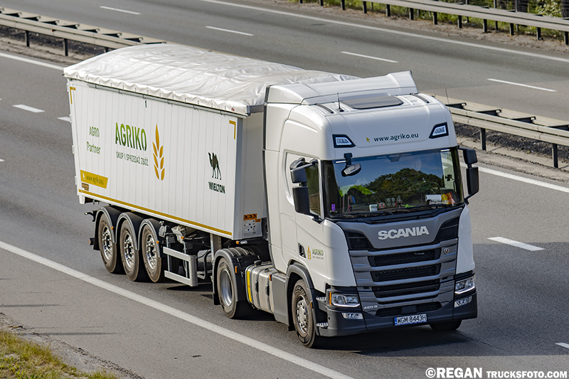 Scania 460R - Agriko.jpg