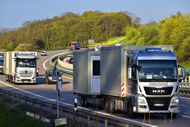 _DSC2606-crop-ELA Container-MAN TGX EUR6-Mercedes-Benz ActrosL MP5.JPG
