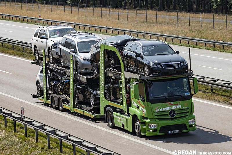 Mercedes-Benz Actros - Kameleon.jpg
