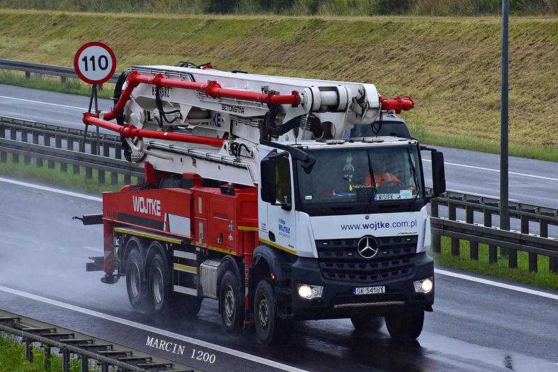 _DSC5774-crop-Mercedes-Benz Arocs II-WOJTKE.JPG