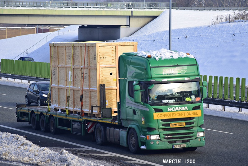 _DSC8357-crop-Miś Transport-SCANIA STREAMLINE R450.JPG