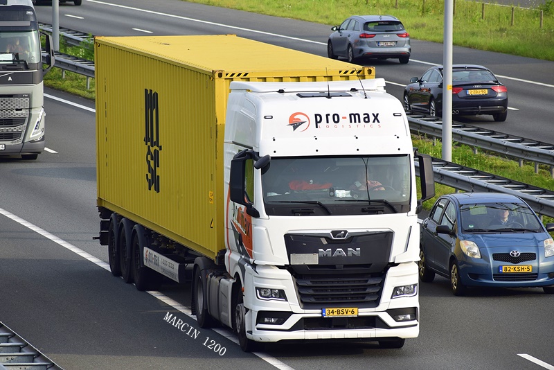 _DSC3433-crop-ProMax-MAN TGX II.JPG