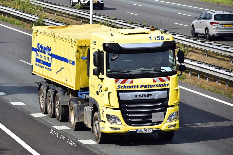 _DSC8464-crop-DAF XF 106 II-Schmitt Peterslahr.JPG