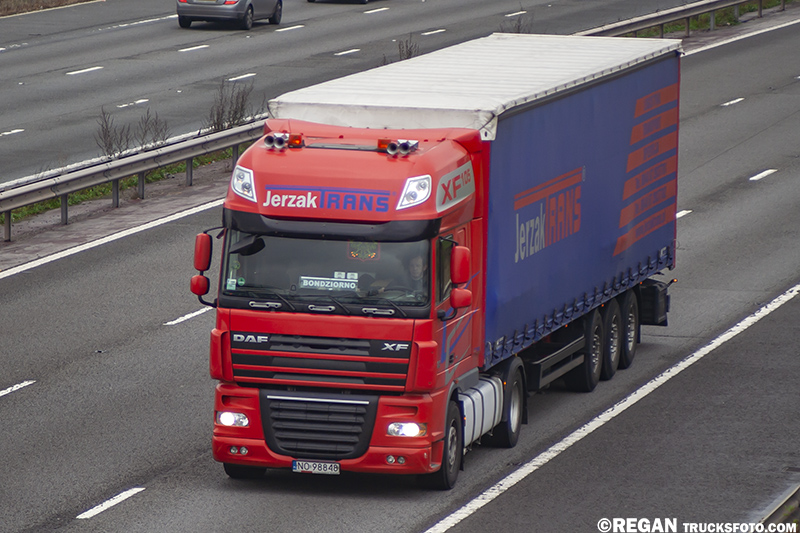 DAF XF105 - Jerzak Trans.jpg
