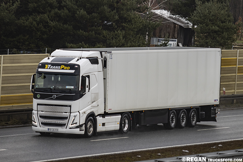 Volvo FH5 P0_Jajco - TransPro Trans-Pro.jpg