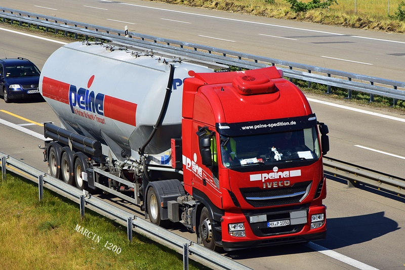 _DSC9405-crop-PEINE-Iveco Stralis Hi-Way.JPG