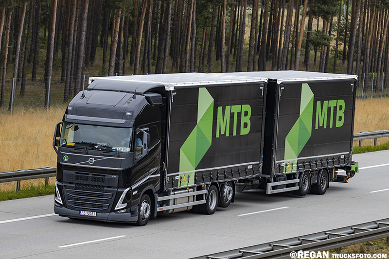 Volvo FH5 tandem - MTB.jpg
