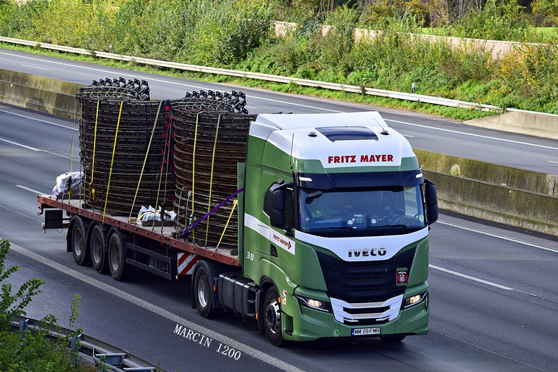 _DSC7877-crop-Iveco-S-Way-FRITZ Mayer.JPG