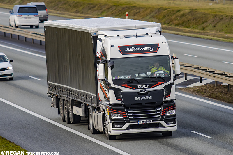 MAN TGX II 100 - Julkowscy.jpg
