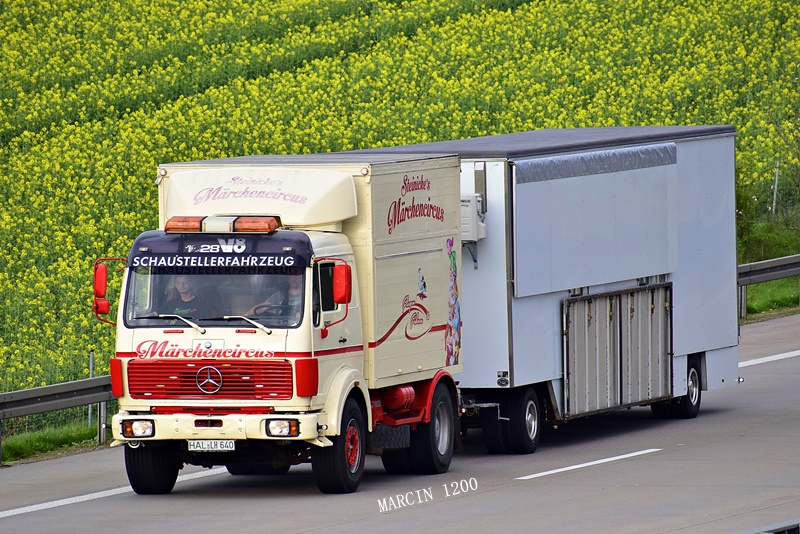 _DSC2503-crop-Wesołe Miasteczka  Cyrki-Märcheneireus.JPG