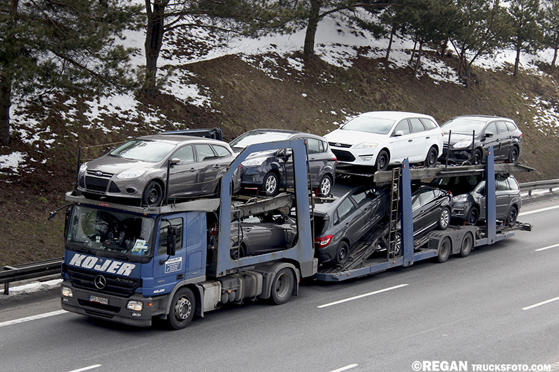 Mercedes-Benz Actros MP2 - Kojer.jpg