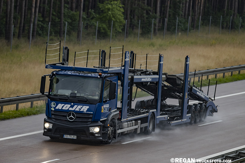 Mercedes-Benz Actros MP4 - Kojer.jpg
