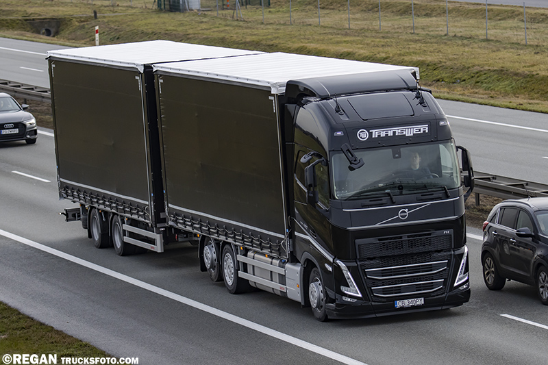 Volvo FH5 - Transwer.jpg