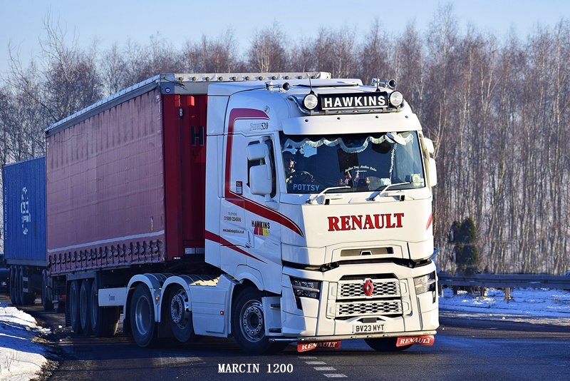 _DSC8979-crop-Renault Range T Evo -HAWKINS.JPG