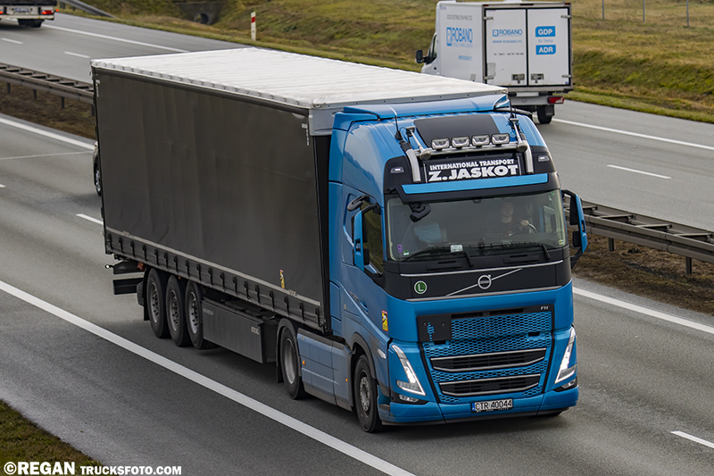 Volvo FH5 - Z.Jaskot.jpg