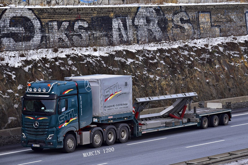 _DSC9159-crop-STL-Mercedes-Benz Actros MP5 BigSpace.JPG