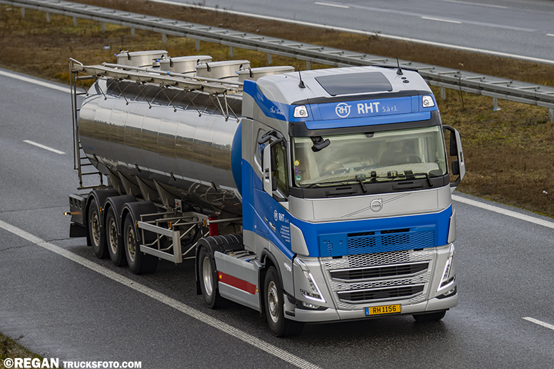Volvo FH5 - RHT Robert Heinen.jpg