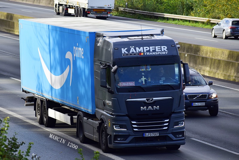 _DSC7887-crop-Kämpfer Transport-MAN TGX II.JPG