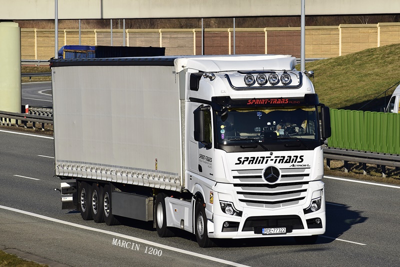 _DSC9412-crop-Mercedes-Benz ActrosL MP5-Sprint-Trans.JPG