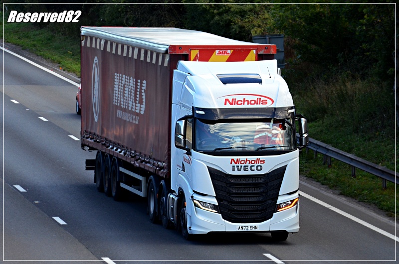 DSC_3837.JPG Nicholls.JPG