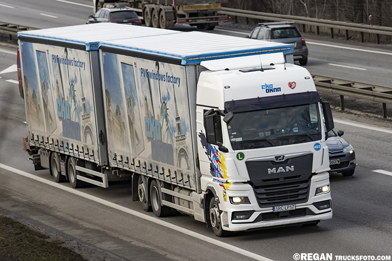 MAN TGX II - Eko Okna.jpg