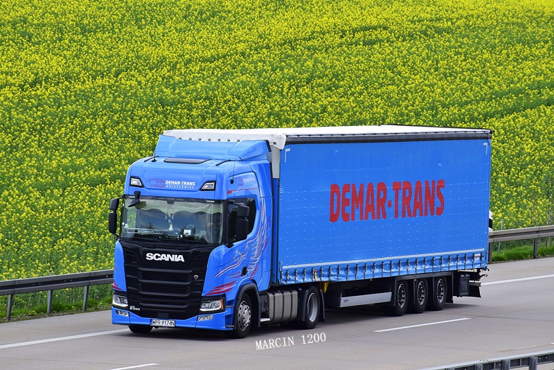 _DSC2012-crop-Demar-Trans-SCANIA R NG.JPG