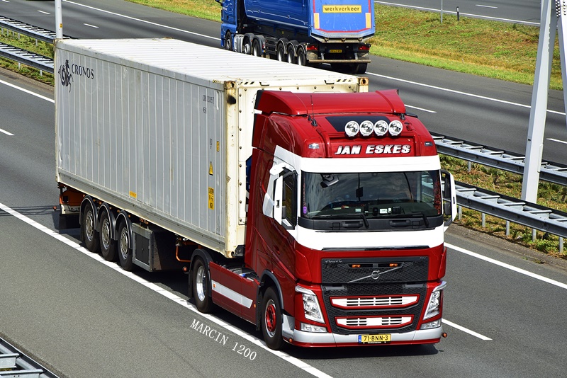 _DSC9257-crop-Jan Eskes-VOLVO FH IV.JPG
