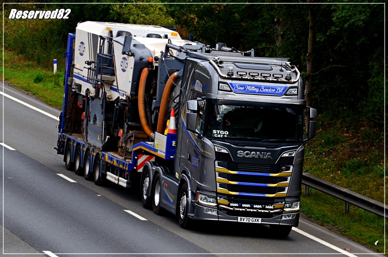 DSC_5956.JPG Sims service.JPG