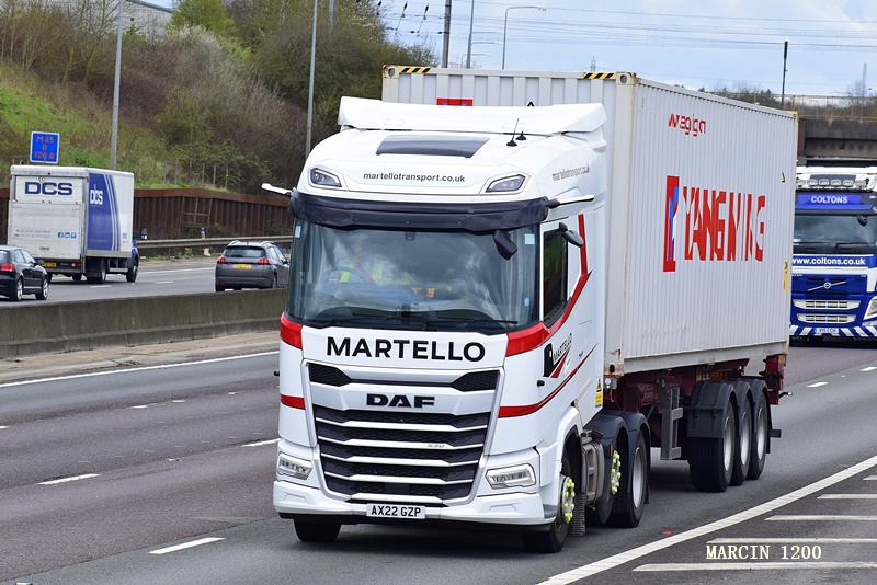 _DSC0644-crop-Martello-DAF XG.JPG