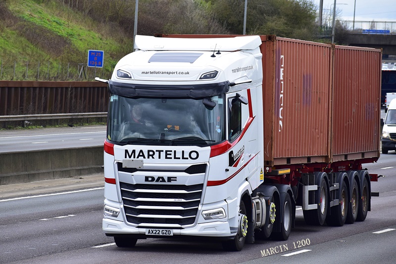 _DSC0673-crop-Martello-DAF XG.JPG