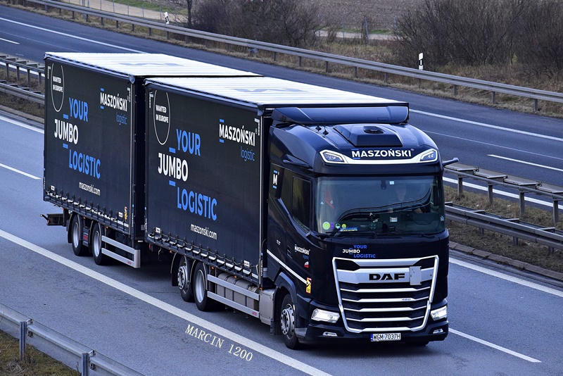 _DSC9457-crop-DAF XG - Maszoński.JPG