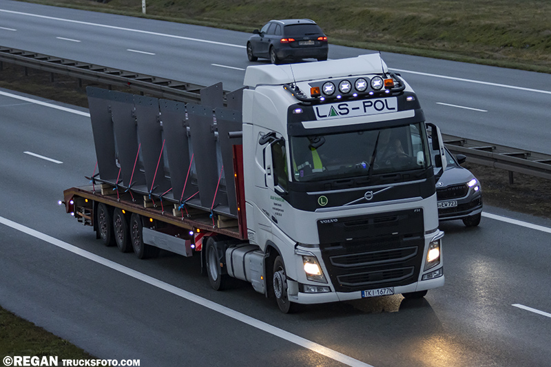 Volvo FH4  Las-Pol.jpg