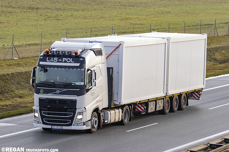 Volvo FH4 - Las-Pol.jpg