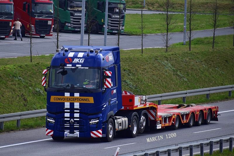 _DSC0535-crop-JKG-Renault Range T Evo.JPG