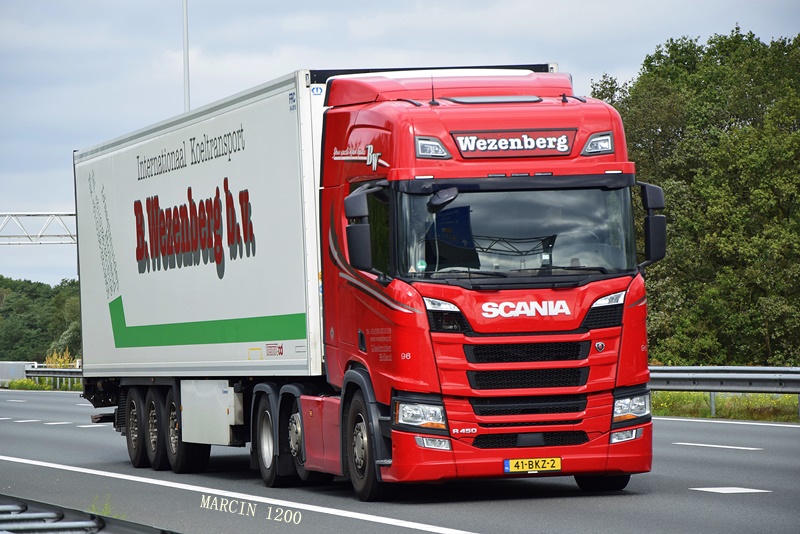 _DSC8935-crop-Wezenberg-SCANIA R450 NG.JPG