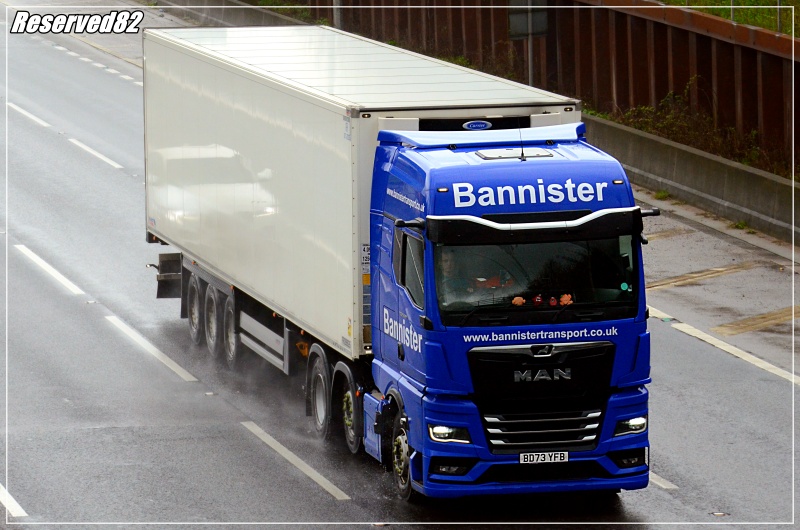 DSC_2134.JPG Bannister.JPG