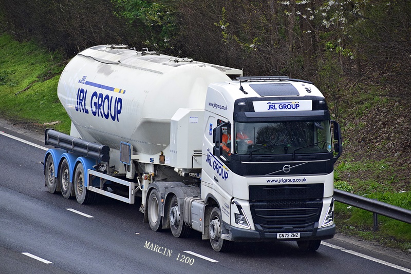 _DSC0087-crop-JRL Group-VOLVO FH V.JPG