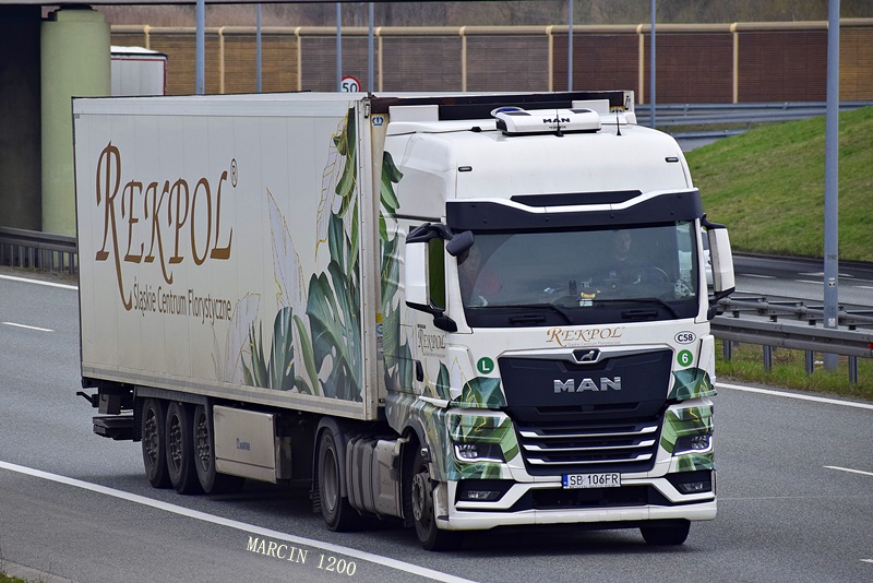 _DSC0472-crop-Rekpol-MAN TGX II.JPG