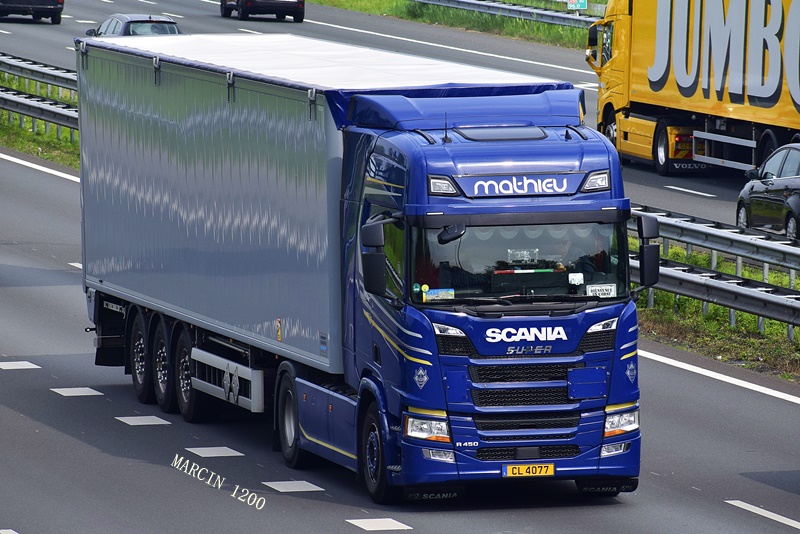 _DSC3261-crop-Mathieu-SCANIA R450 NG.JPG