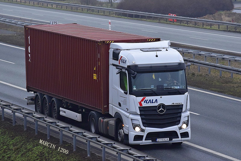 _DSC0160-crop-Mercedes-Benz ActrosL MP5 - Kala.JPG