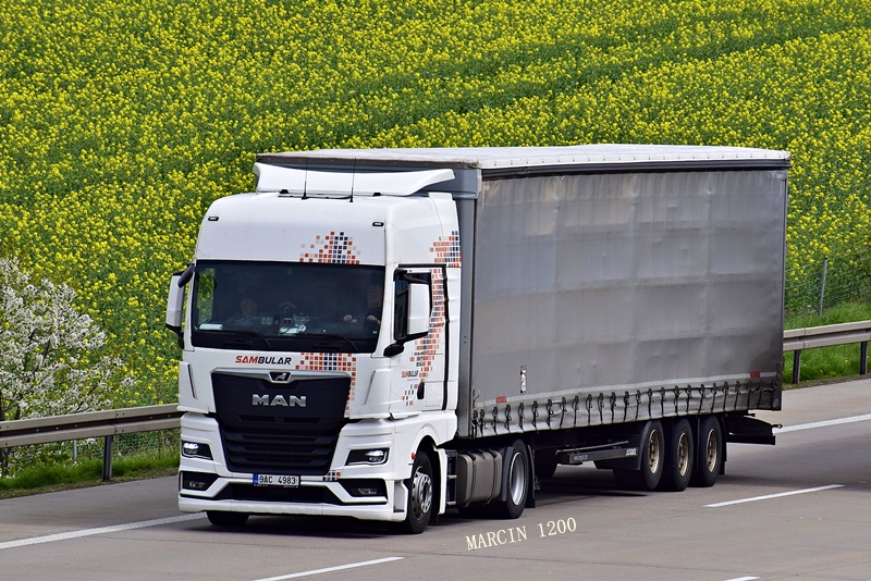 _DSC1722-crop-Sambular-MAN TGX II-Kögel.JPG