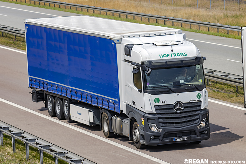 Mercedes-Benz Actros MP5 - Hoptrans.jpg