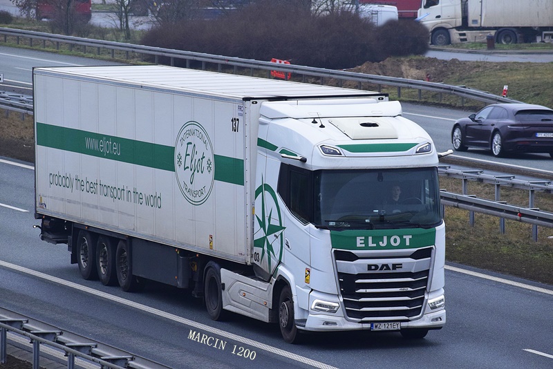 _DSC0182-crop-Eljot-DAF XG.JPG