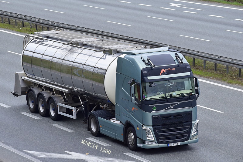 _DSC0939-crop-An-Bud Transport-VOLVO FH IV.JPG
