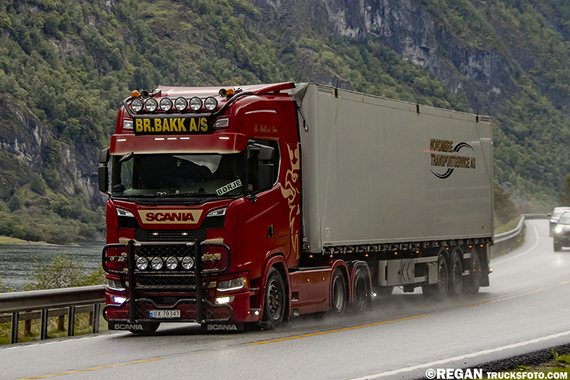 Scania S - Br. Bakk.jpg