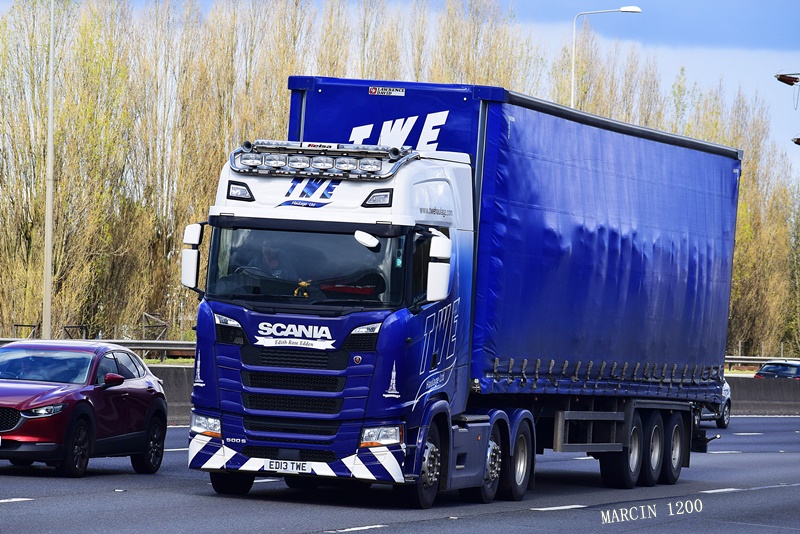 _DSC0830-crop-TWE Haulage Ltd-SCANIA S500 NG-Lawrence David Trailer.JPG