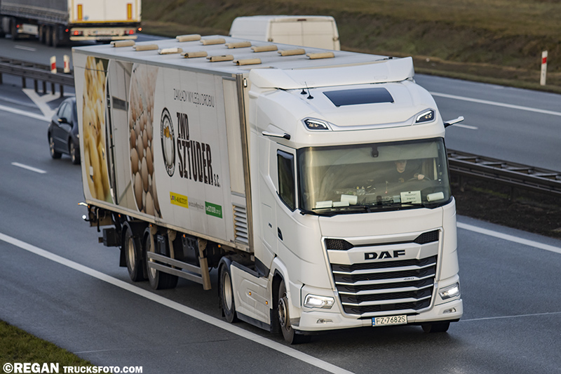 DAF XG - Zakład Wylęgu Drobiu Sztuder.jpg